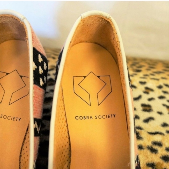 COBRA SOCIETY NAJET PEACH EMBROIDERED GEOMETRIC SLIP ON LOAFER NEW IN BOX - Picture 7 of 9